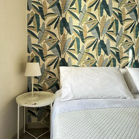 Sicily O'clock 3* لينتيني